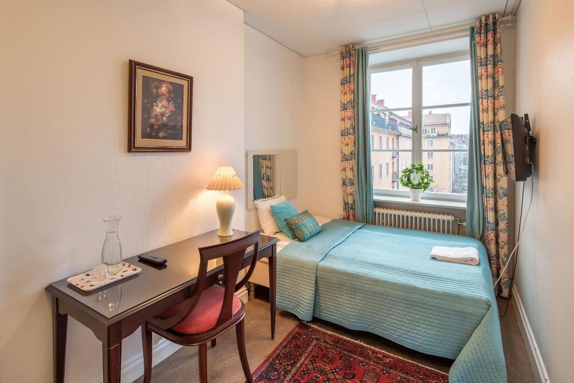 Petite Chambre Double avec Salle de Bains Commune